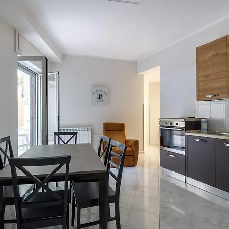 Elements * Castelforte