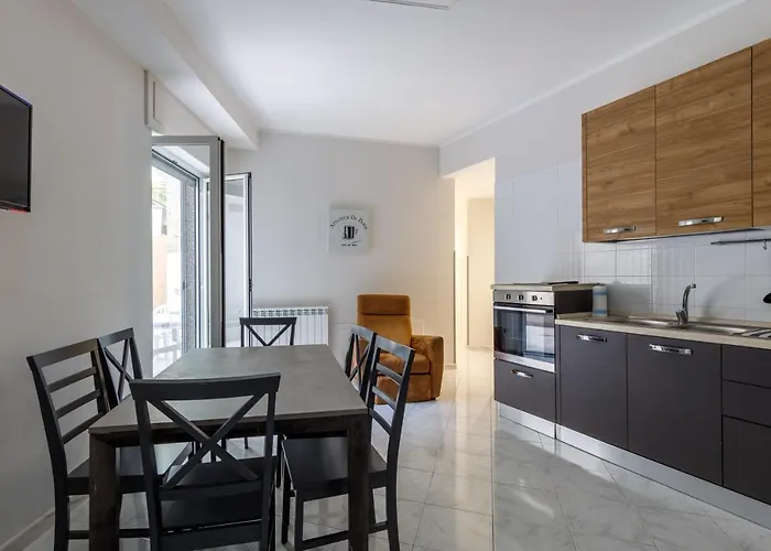 Elements * קסטלפורטה